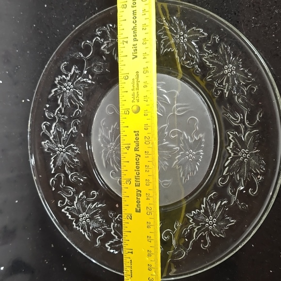 HOST PICK. Princess House Fantasia Pattern 8" Plate - Picture 2 of 4